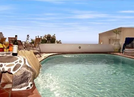 Sofia Hotel Firostefani